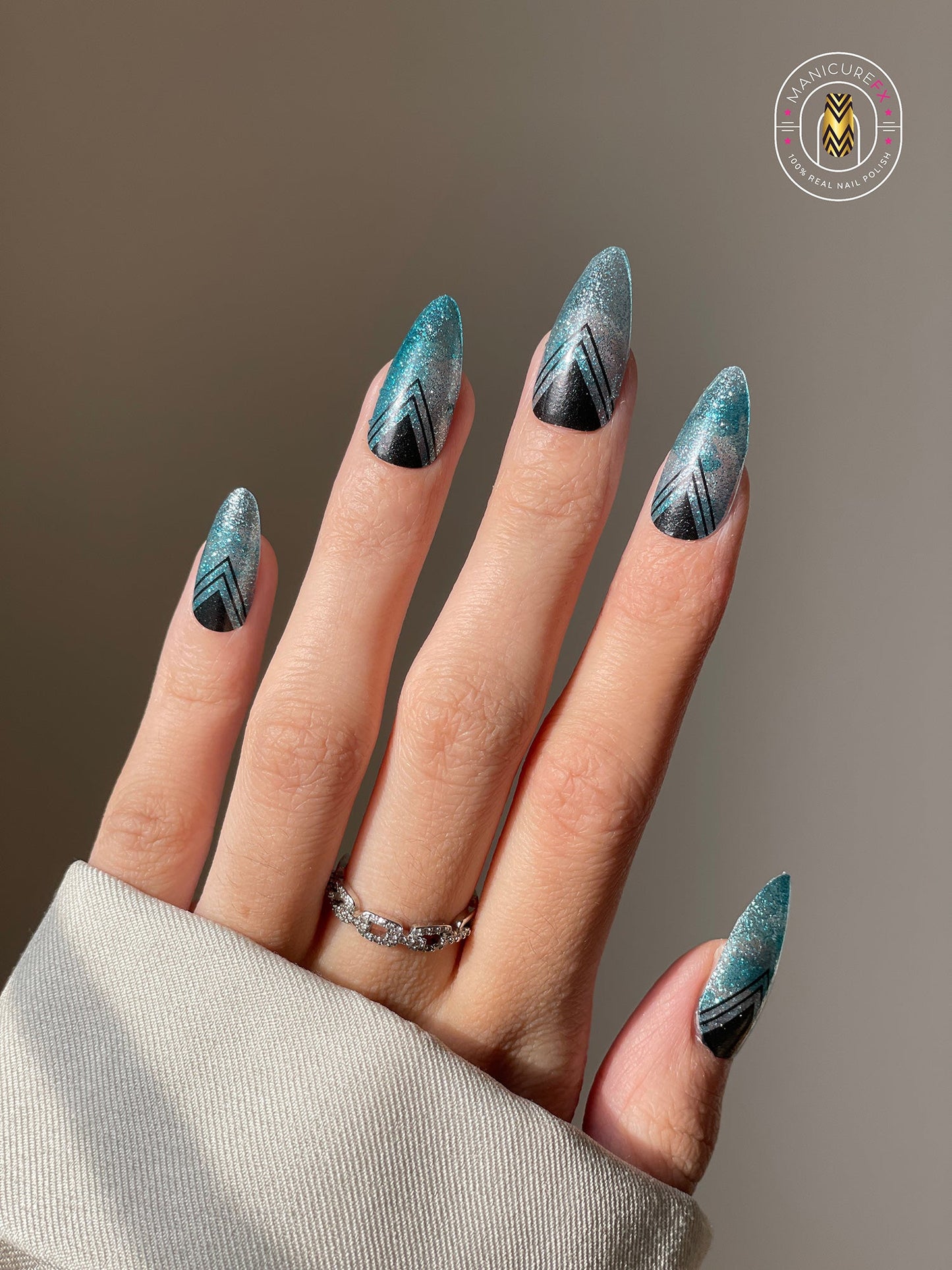Gentle Skyway Nails - Nail Wraps (Standard)